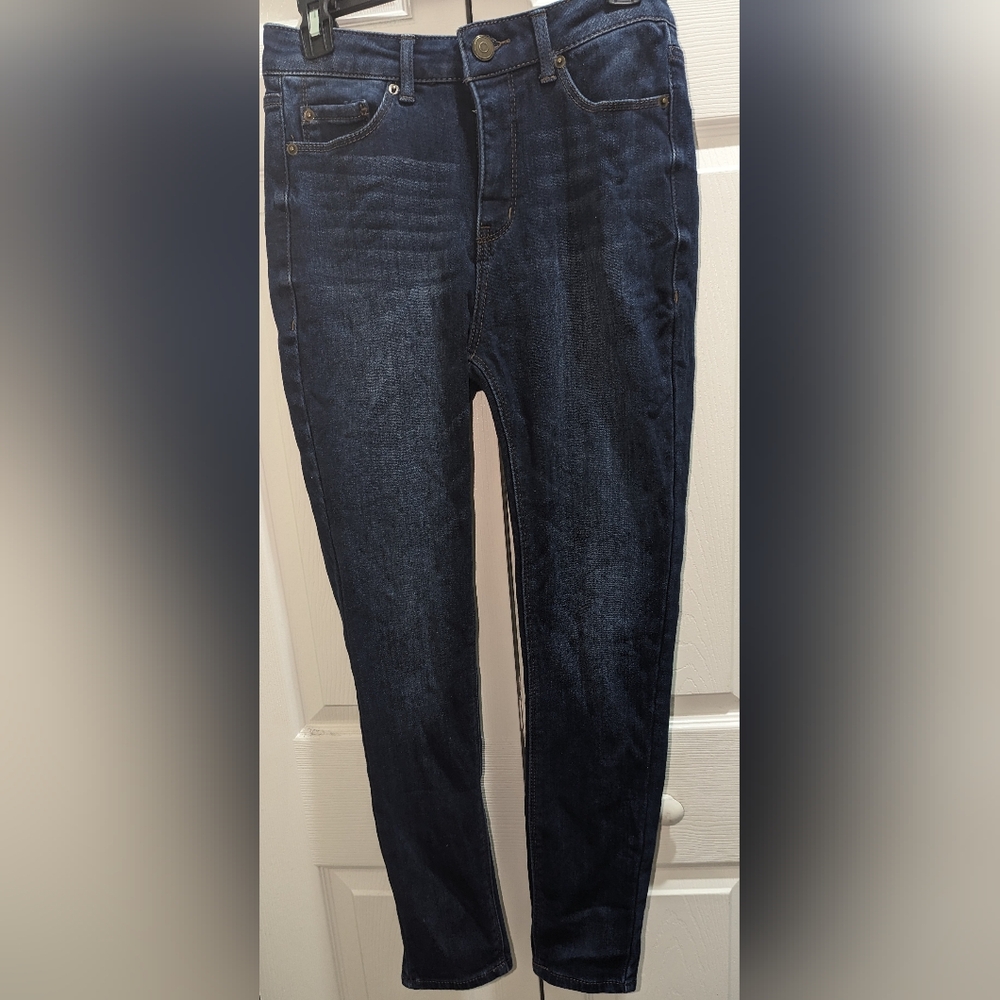 Copper key, dark wash, basic blue jeans – ladies Jr. Size 7